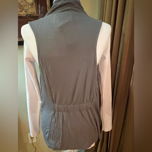 Brand New Beaded/rhinestones Vest - Picture 4 of 8